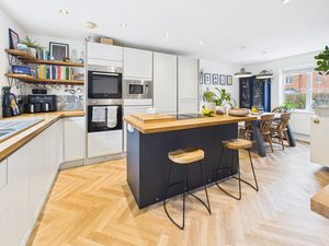 Photo 6- click for photo gallery